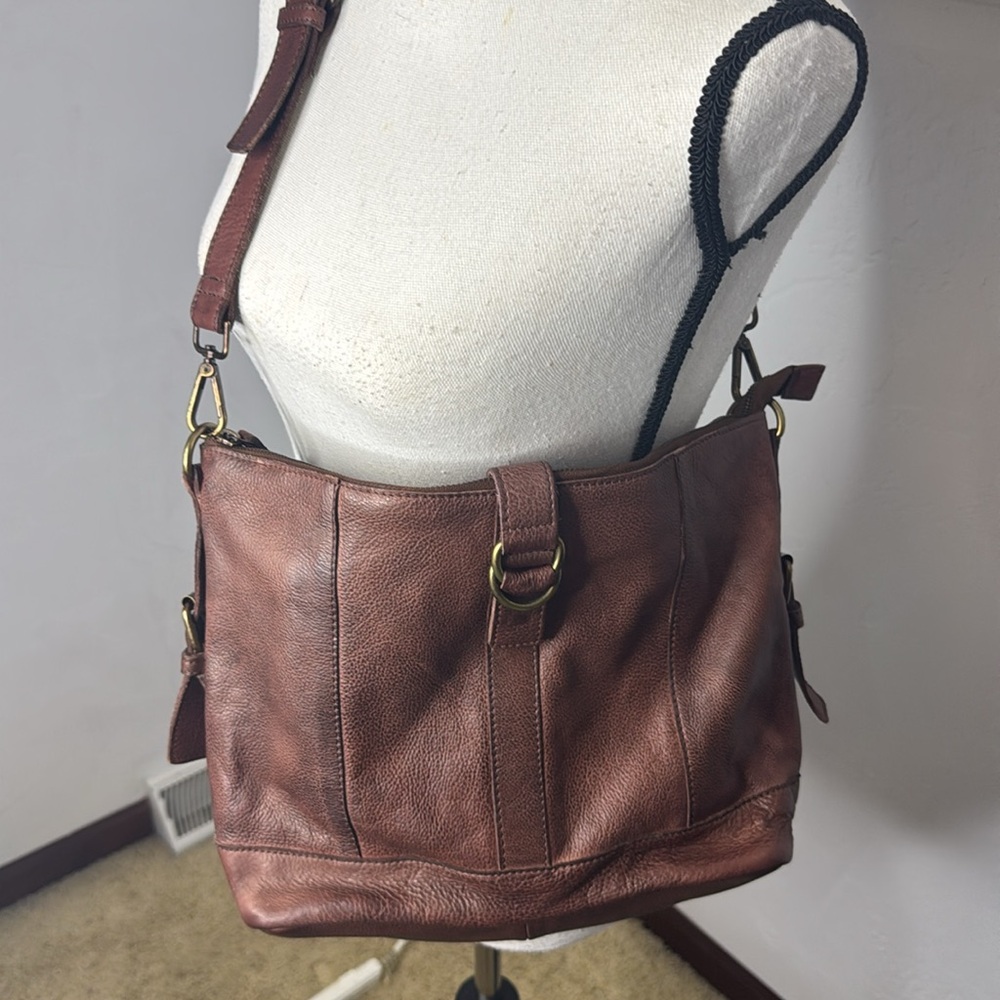 NorthStyle Brown Leather Crossbody Handbag